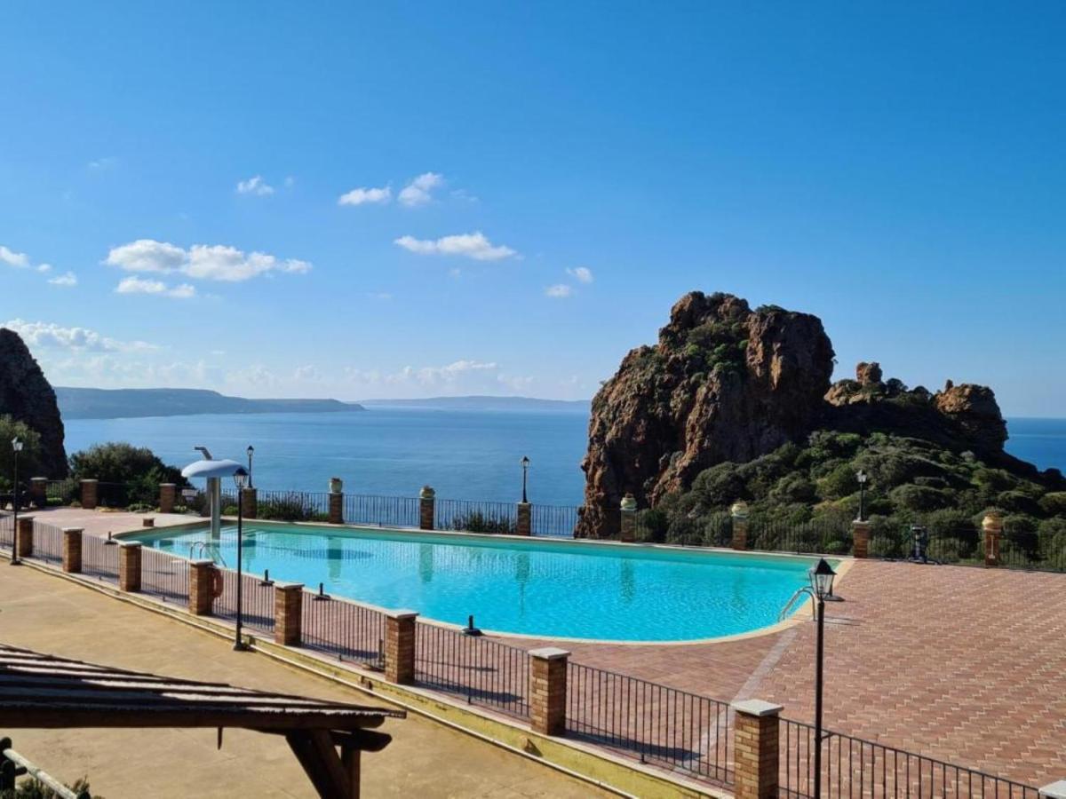 L'Estasi Tanca Piras A Bordo Piscina Con Vista Mare Villa Nebida Eksteriør billede