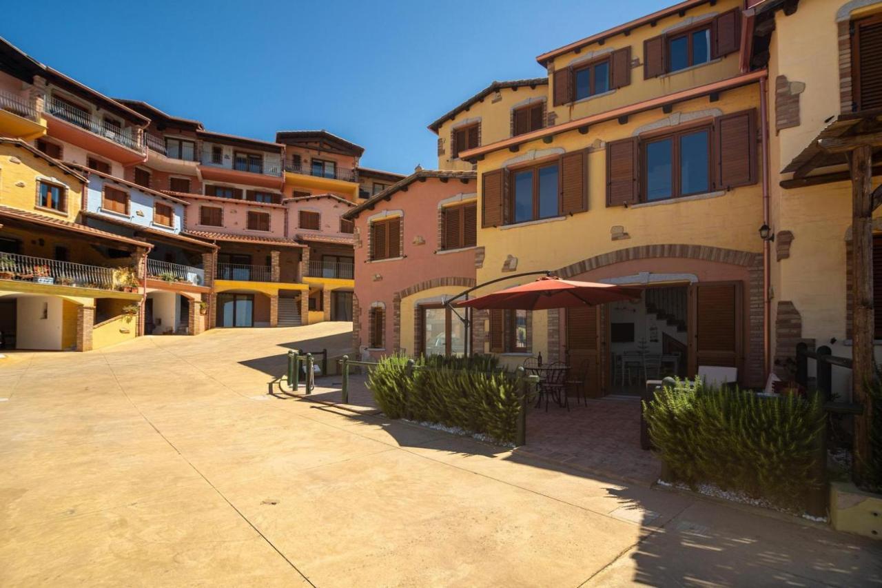 L'Estasi Tanca Piras A Bordo Piscina Con Vista Mare Villa Nebida Eksteriør billede