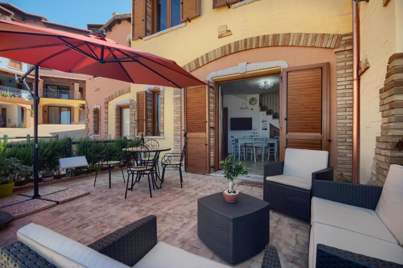 L'Estasi Tanca Piras A Bordo Piscina Con Vista Mare Villa Nebida Eksteriør billede