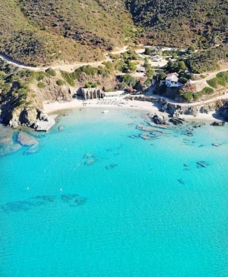 L'Estasi Tanca Piras A Bordo Piscina Con Vista Mare Villa Nebida Eksteriør billede