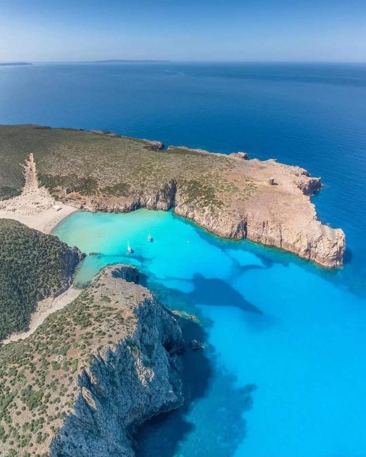 L'Estasi Tanca Piras A Bordo Piscina Con Vista Mare Villa Nebida Eksteriør billede